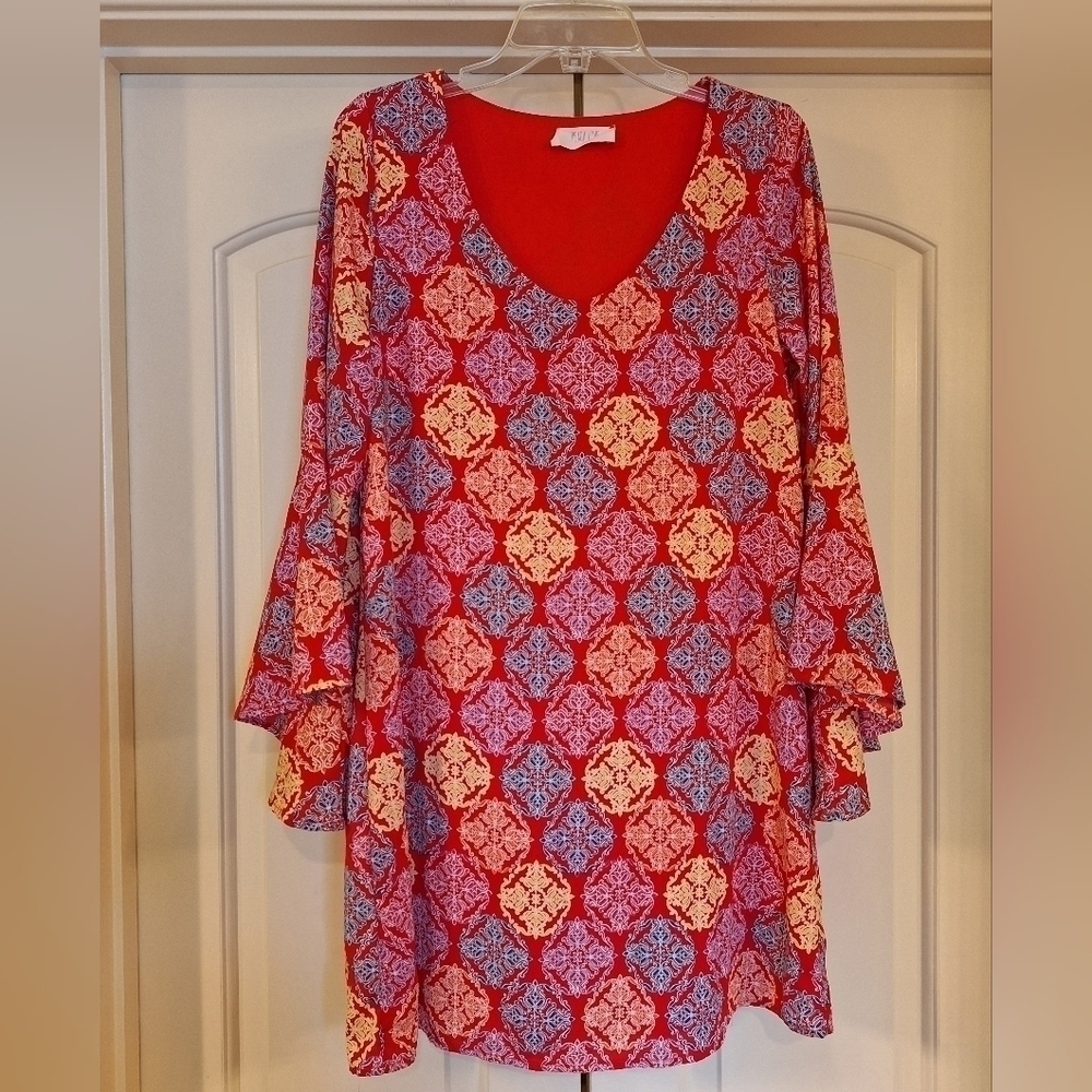 Peach Love California Red Printed Pattern Knee-Length Dress Bell Sleeves